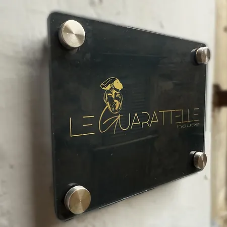 Le Guarattelle House Pulcinella Neapel